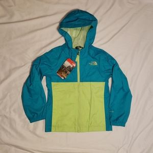Girls North Face raincoat size XS